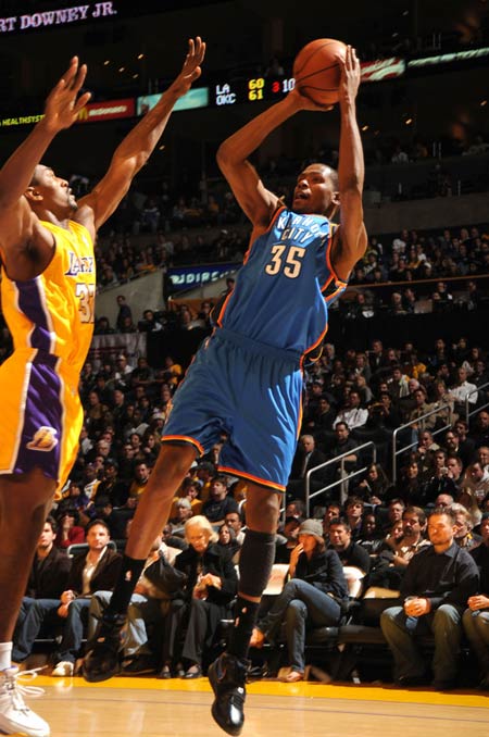 赛后情书：皇马三派分立，巴西帮团建仍然不敌曼城（赛后手记：皇马三方割据，巴西帮抱团仍难敌曼城）