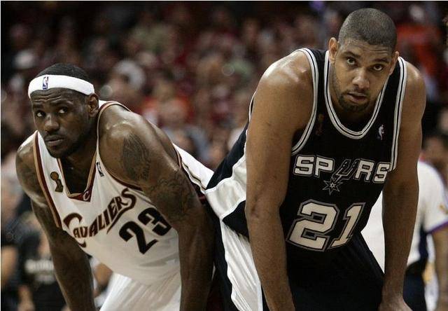 记者：兰克尔踢成都前夜溜去深圳见女友，次日回来裤裆有血（记者称兰克尔赛前行程引发质疑）