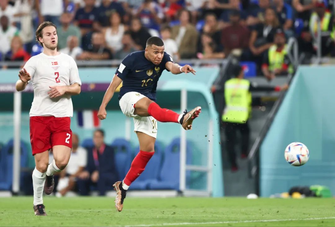 NBA季后赛展望：东部、西部第一轮对阵（NBA季后赛前瞻：东西部首轮对决）