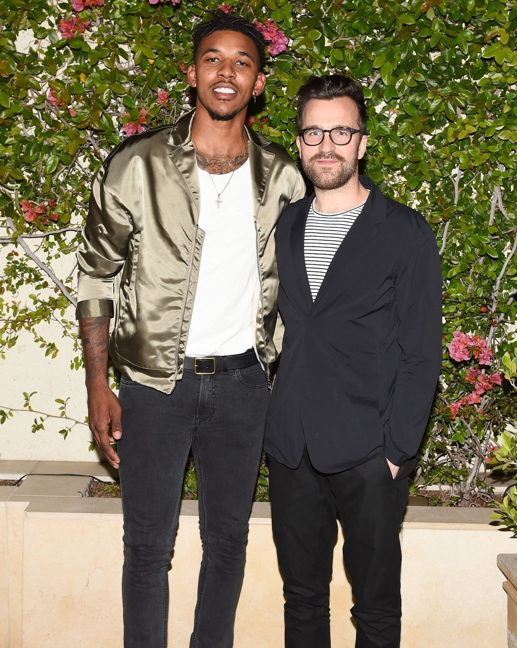 记者：曼联希望姆伯莫12月21日踢完维拉后再去参加非洲杯（记者称：曼联希望姆伯莫踢完12月21日对维拉的比赛再赴非洲杯）