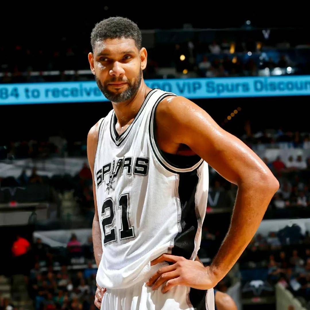 官方：38岁前国脚刘建业担任中超新军重庆铜梁龙新帅（中超新军重庆铜梁龙官宣：38岁前国脚刘建业出任主教练）