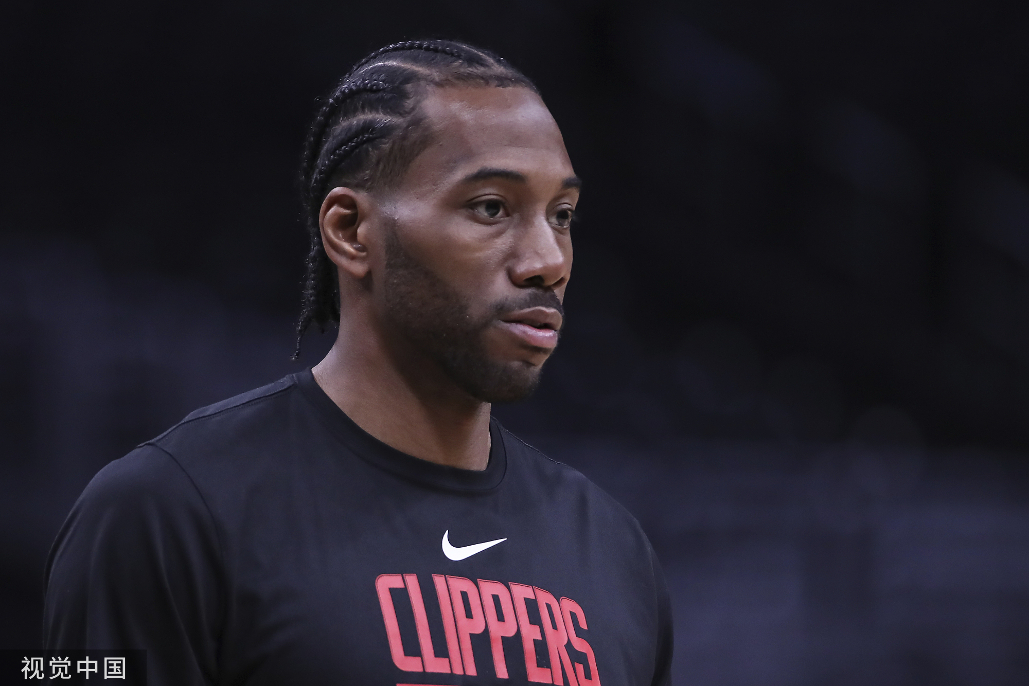 篮球巨星约基奇：关注篮球，热爱教学（篮球名将约基奇：专注篮球，钟情教学）