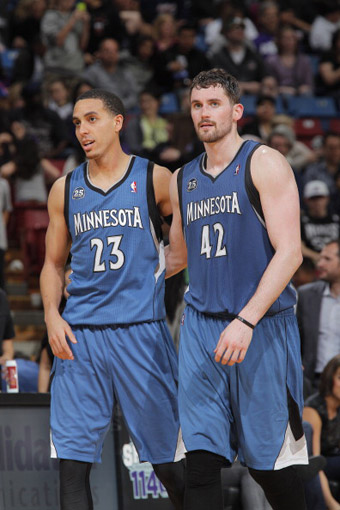 生涯首记三分！马威：球出手时就感觉绝佳 当时我节奏正顺（马威命中生涯首个三分：出手那刻就觉稳，当时节奏正顺）