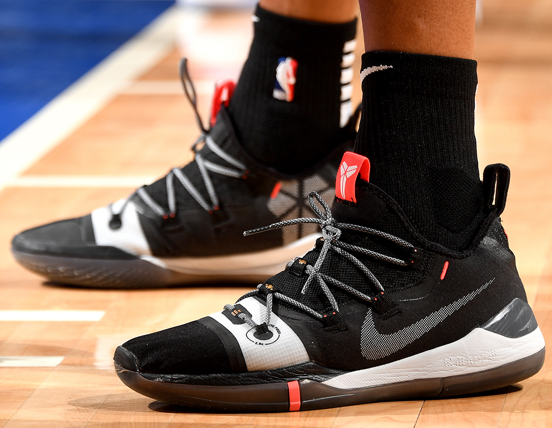 父亲：圣地亚哥从未讨论过离开的可能性，他在米兰很开心（父亲称：圣地亚哥未曾谈过离队，他在米兰很开心）