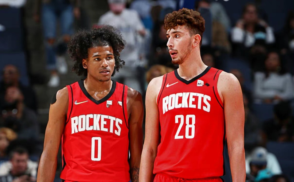 冲击NCAA！张博源收获D1名校伊利诺伊大学Offer（逐梦NCAA！张博源拿下伊利诺伊大学D1 Offer）