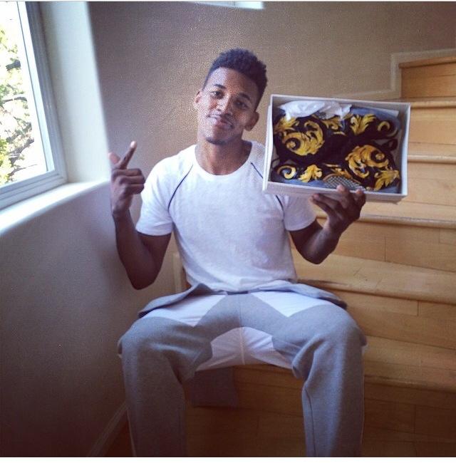 TA：拜仁不太可能6500万欧买断雅克松，切尔西认为他价值很高（TA：拜仁以6500万欧买断雅克松希望渺茫，切尔西对其估值颇高）