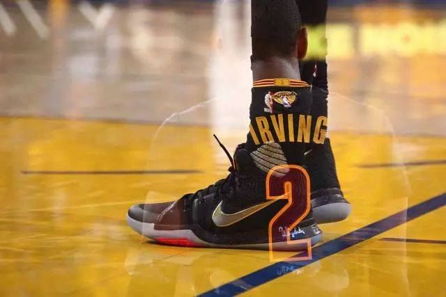 米林连场扑点，那不勒斯近4个赛季扑点成功率50%五大联赛第1（米林连场拒点，那不勒斯近4季点球扑救率50%居五大联赛首位）