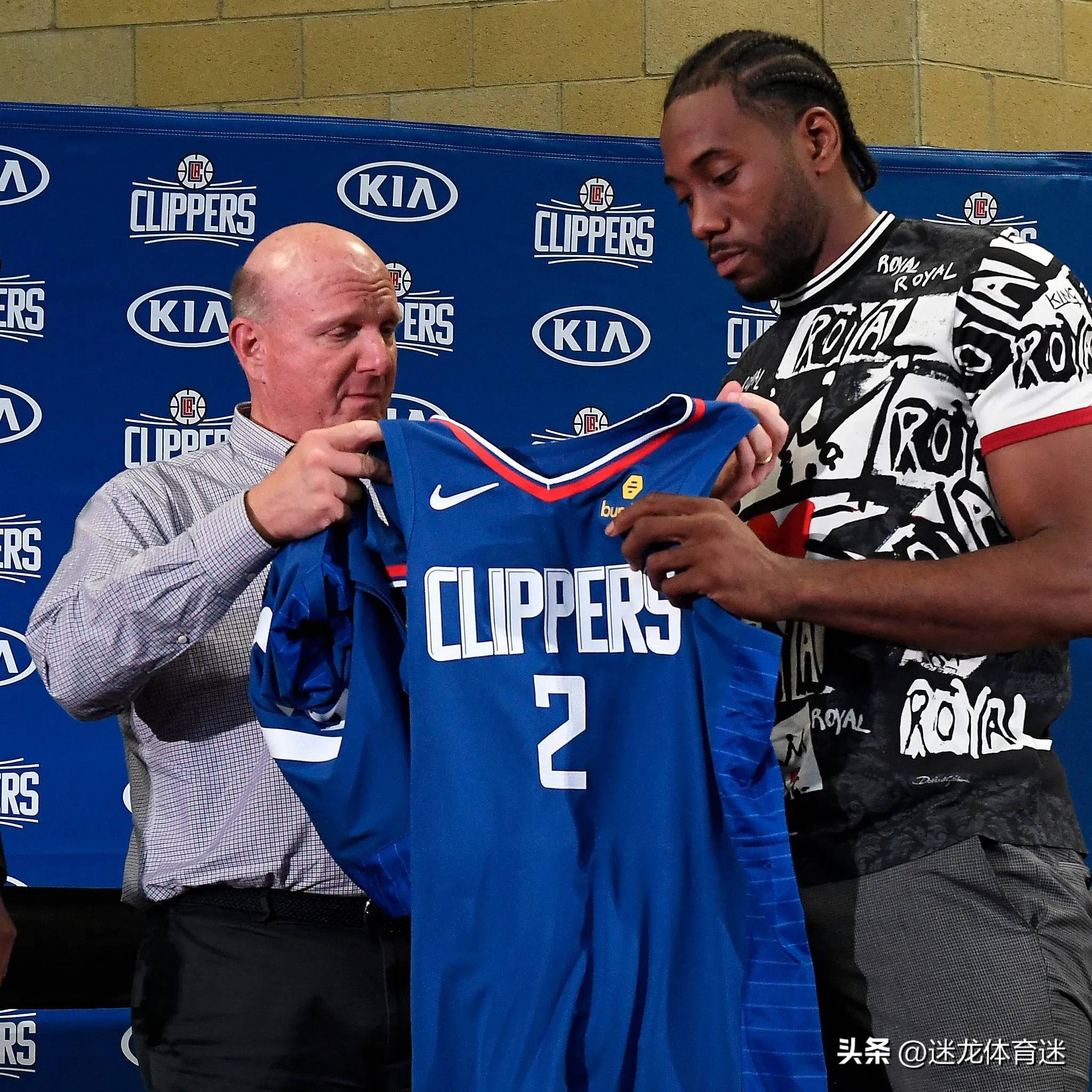 张琳艳身穿阿根廷2026世界杯球衣：期待在美加墨见到梅西（张琳艳穿阿根廷2026世界杯战袍：期盼在美加墨与梅西相会）