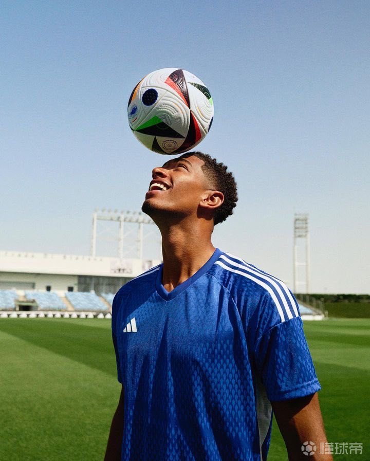 阿方索-戴维斯今日恢复部分合练，为接受手术以来首次（阿方索-戴维斯今日术后首次参加部分合练）